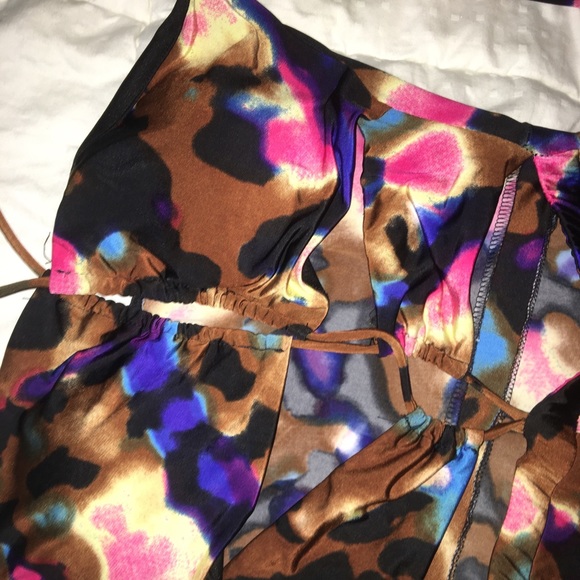 One piece outfit - Picture 4 of 5